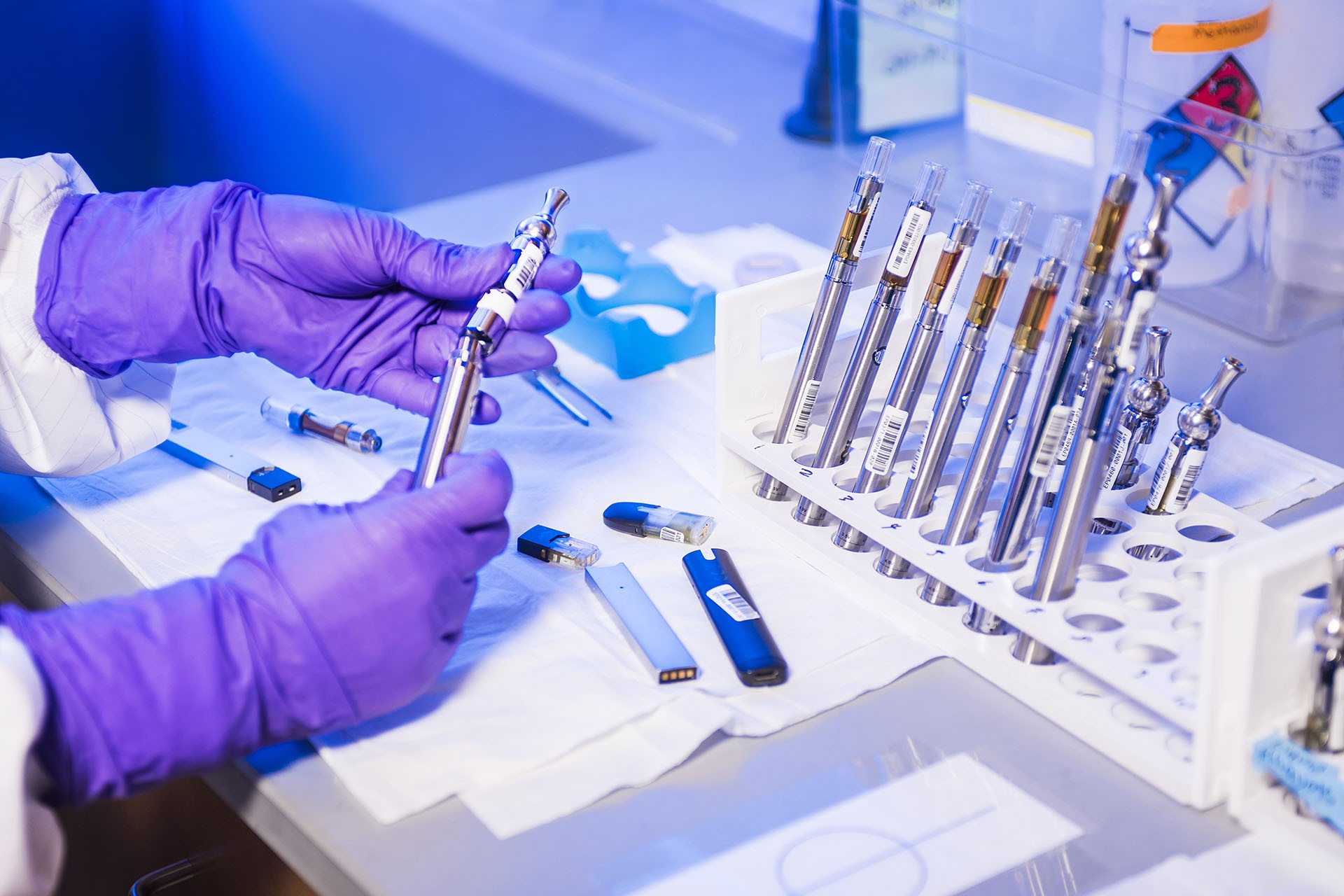 Auburn Klein Consulting, About Us Auburn Klein Consulting, About Us - pharmacist woking in a lab